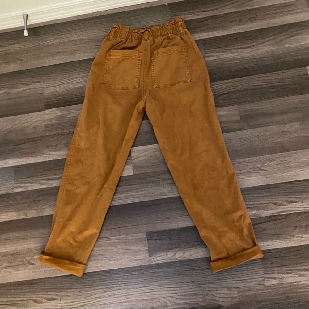 Stylish Brown High-Waisted Pants - Picture 2 of 7